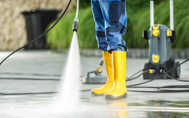 Best Deck Cleaning Services  in Conway, AR